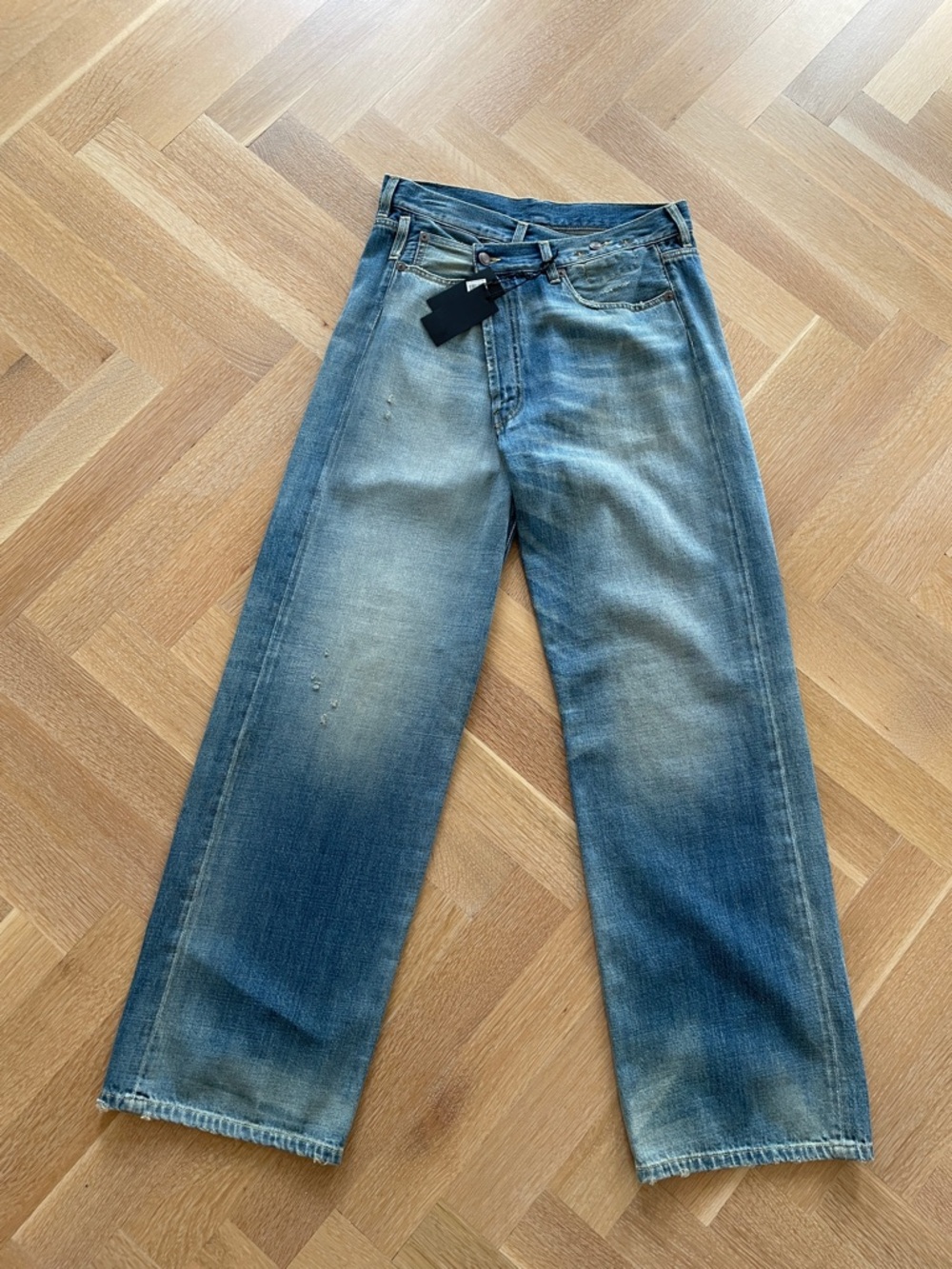 R13 crossover Jean size 27